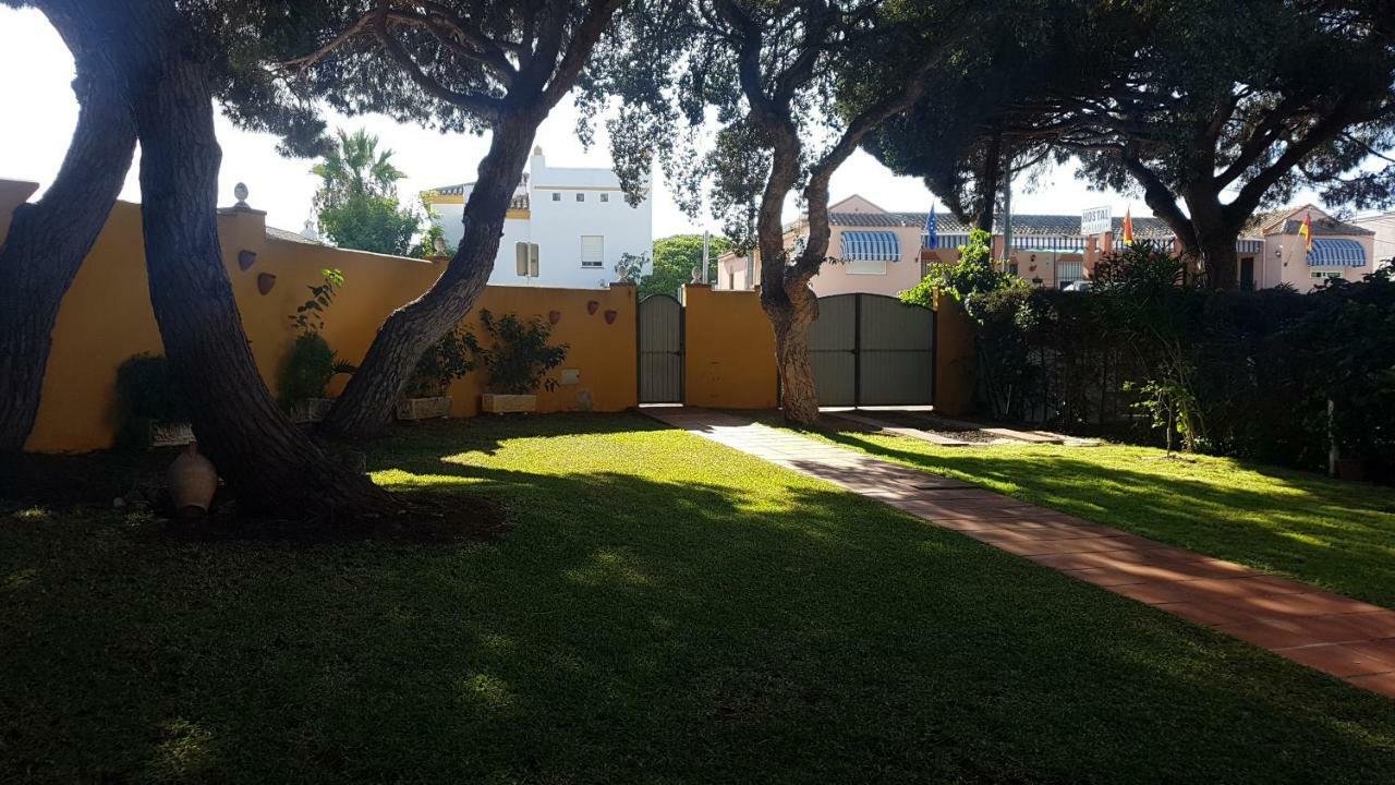 Chalet La Barrosa A 800 Mts Playa Chiclana de la Frontera Exterior photo